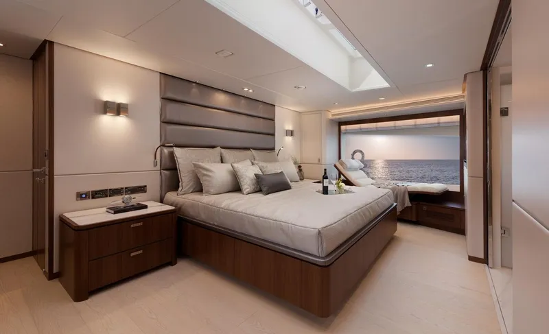 Genesis Yacht Photos Pics 