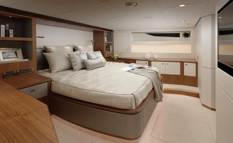 Genesis Yacht Photos Pics 