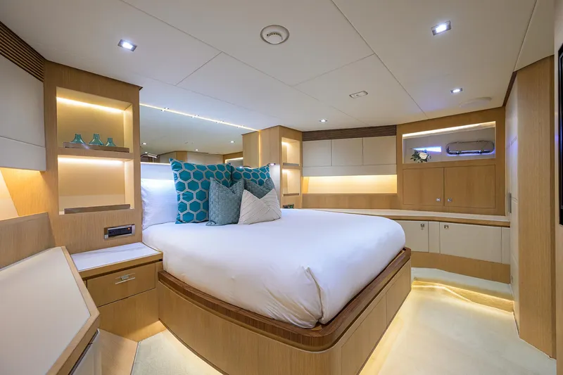 Aqua Life Yacht Photos Pics 