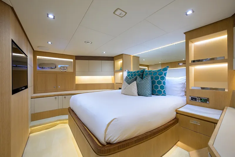 Aqua Life Yacht Photos Pics 