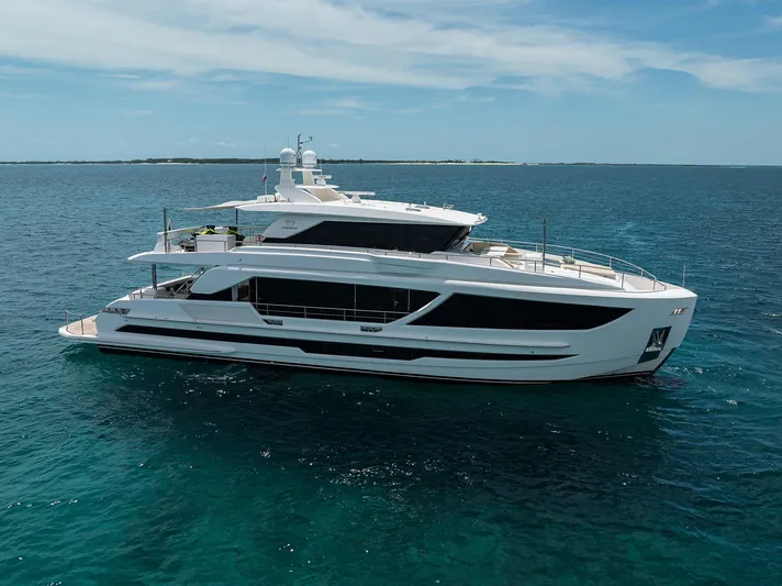 Aqua Life Yacht Photos Pics 