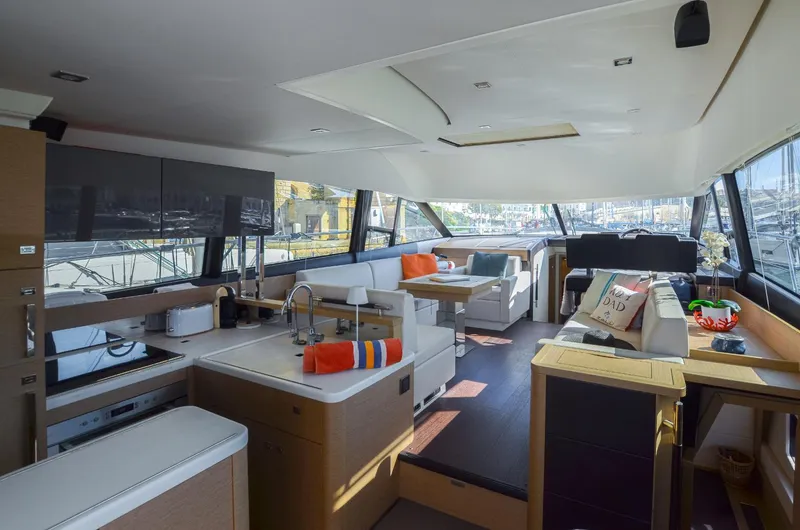 Zula Yacht Photos Pics 