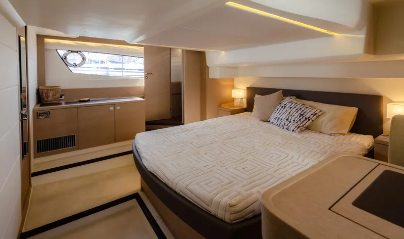 Zula Yacht Photos Pics 