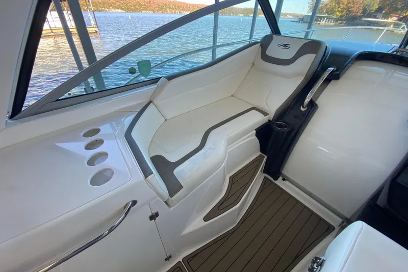  Yacht Photos Pics 2017 Monterey 355 Sport Yacht interior with white seating and lake view.