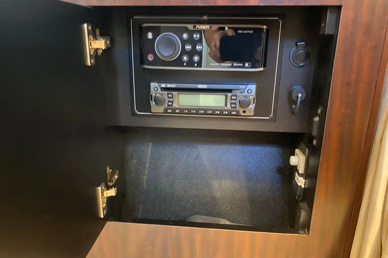  Yacht Photos Pics Audio system inside a 2017 Monterey 355 Sport Yacht cabinet.