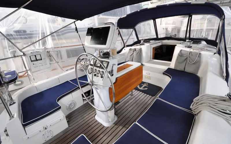 Legacy Yacht Photos Pics Catalina 387 - Legacy