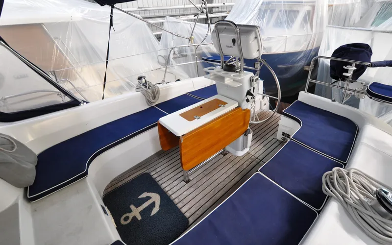 Legacy Yacht Photos Pics Catalina 387 - Legacy