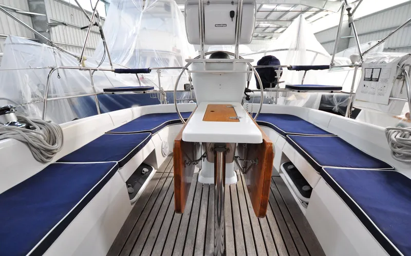 Legacy Yacht Photos Pics Catalina 387 - Legacy