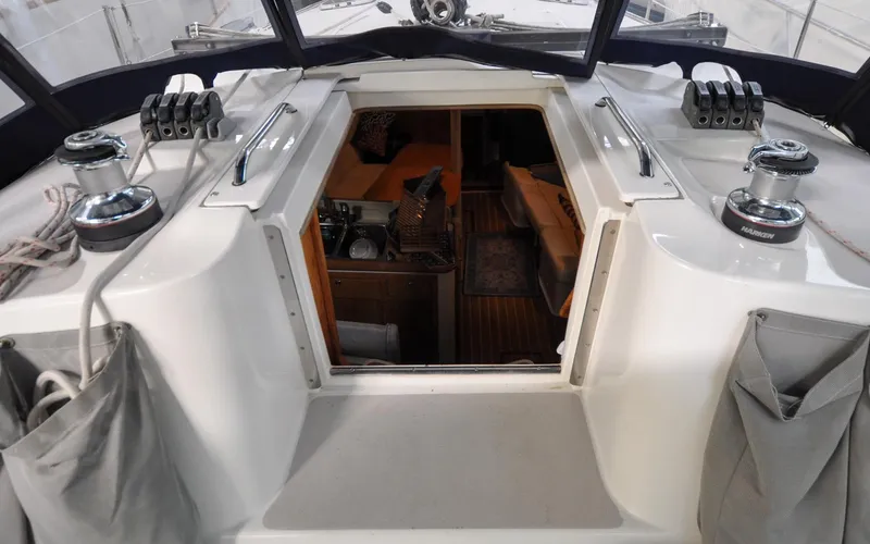 Legacy Yacht Photos Pics Catalina 387 - Legacy