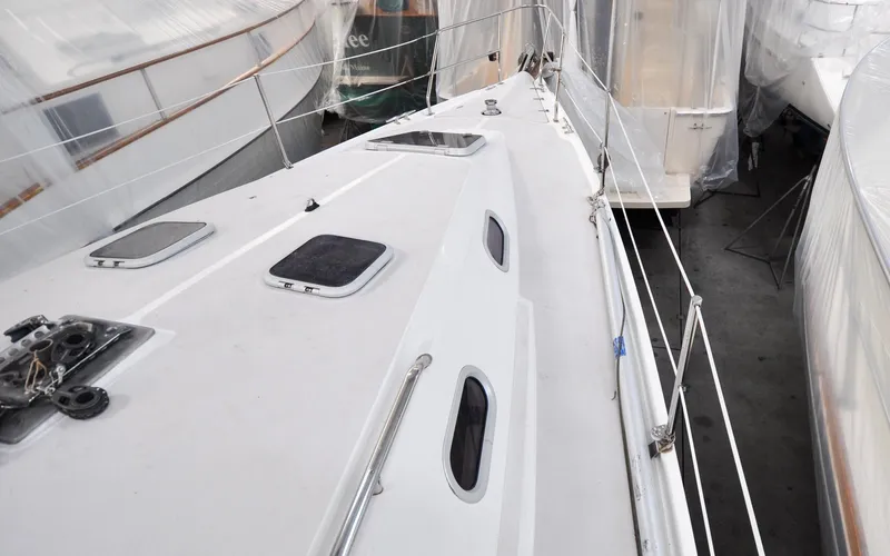 Legacy Yacht Photos Pics Catalina 387 - Legacy