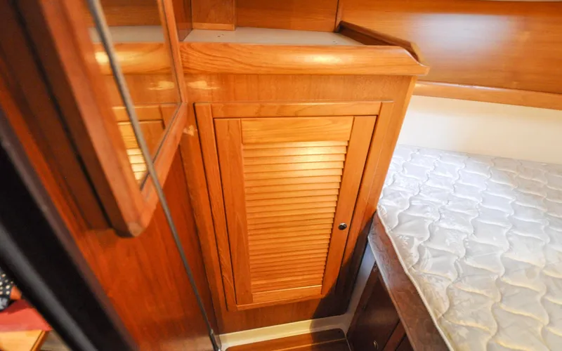 Legacy Yacht Photos Pics Catalina 387 - Legacy