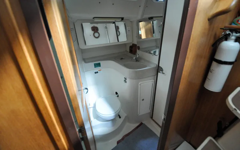 Legacy Yacht Photos Pics Catalina 387 - Legacy