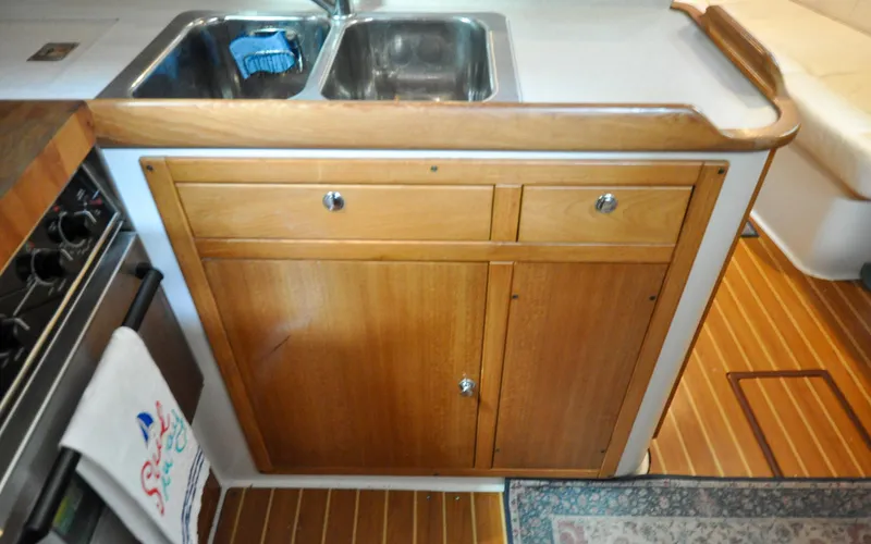 Legacy Yacht Photos Pics Catalina 387 - Legacy