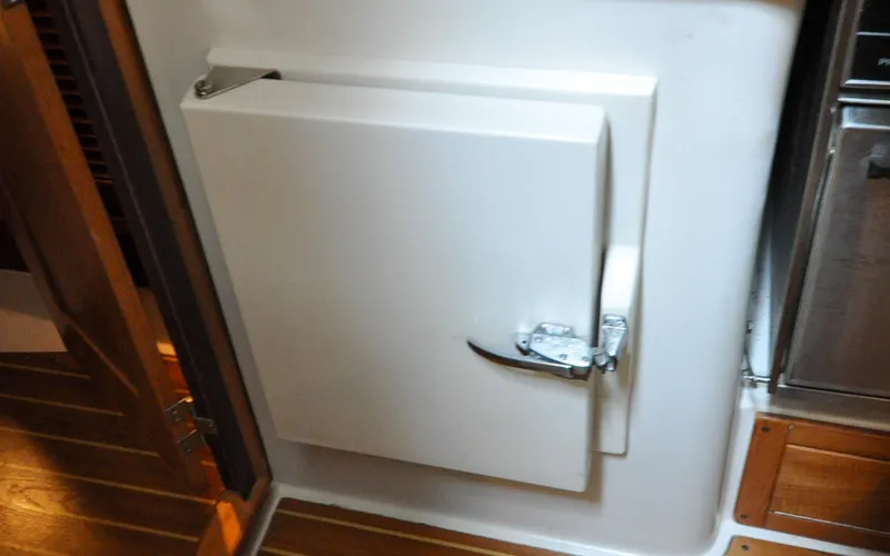 Legacy Yacht Photos Pics Catalina 387 - Legacy