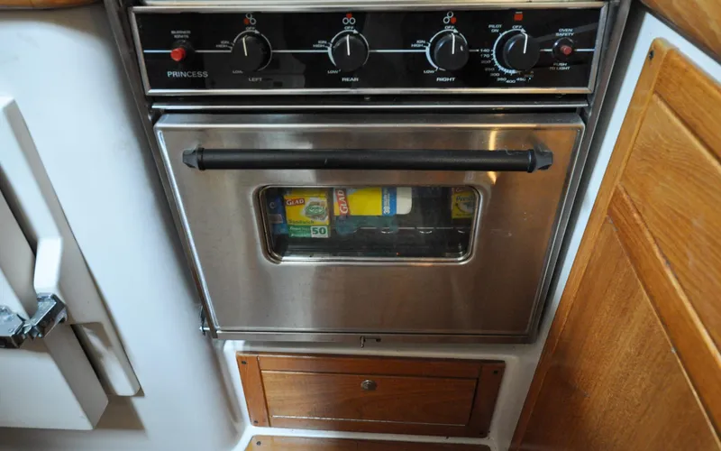 Legacy Yacht Photos Pics Catalina 387 - Legacy