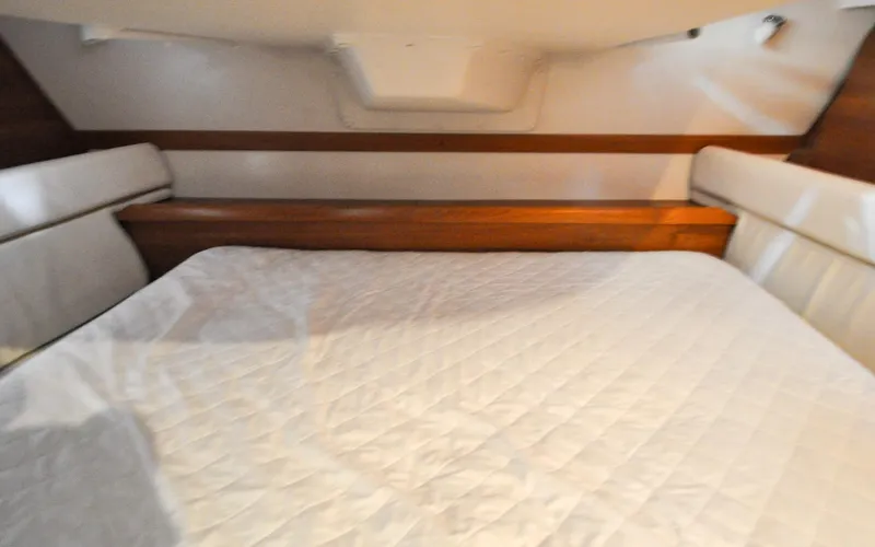 Legacy Yacht Photos Pics Catalina 387 - Legacy