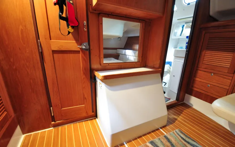 Legacy Yacht Photos Pics Catalina 387 - Legacy