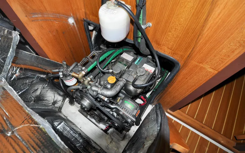 Legacy Yacht Photos Pics Catalina 387 - Legacy