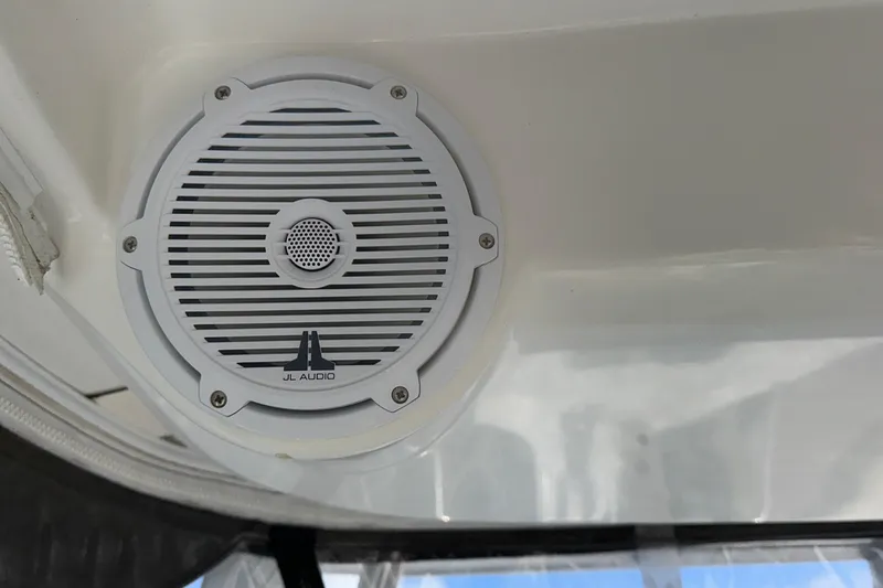  Yacht Photos Pics JL Audio speaker on 2006 Boston Whaler 285 Conquest boat ceiling.