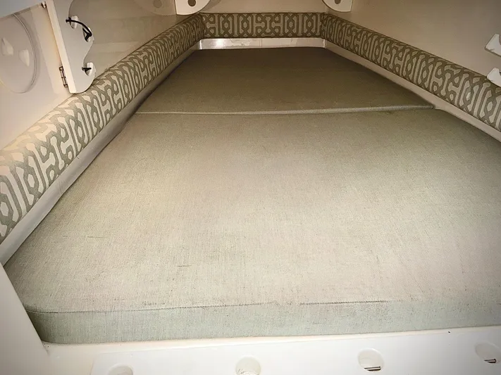 Amity Yacht Photos Pics 