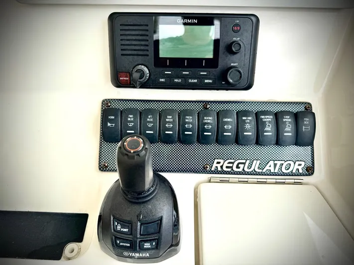 Amity Yacht Photos Pics 