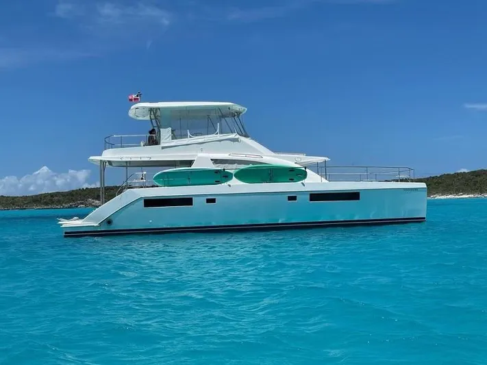 Twinning Yacht Photos Pics 2018 Leopard 51PC
