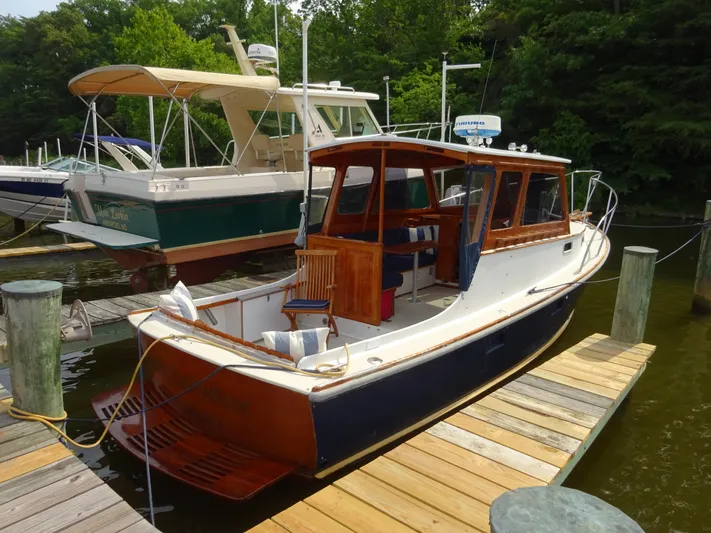 Rock Lobster Yacht Photos Pics 