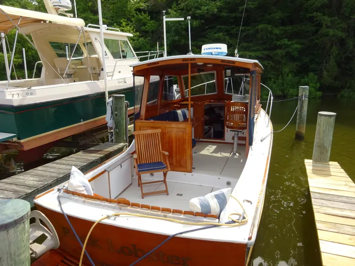 Rock Lobster Yacht Photos Pics 