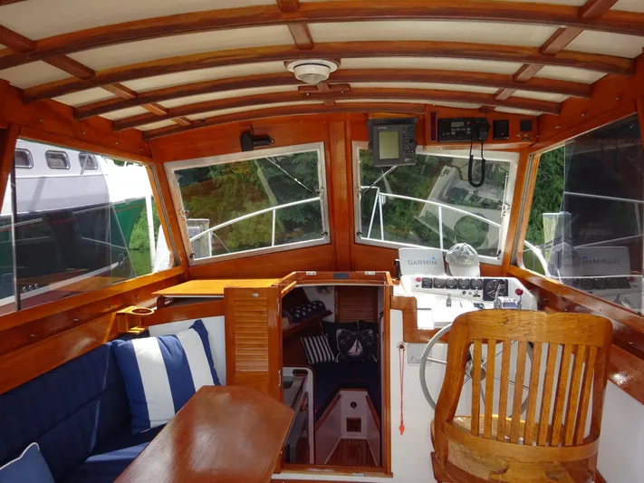 Rock Lobster Yacht Photos Pics 