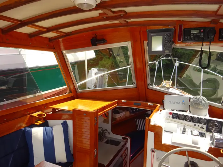 Rock Lobster Yacht Photos Pics 