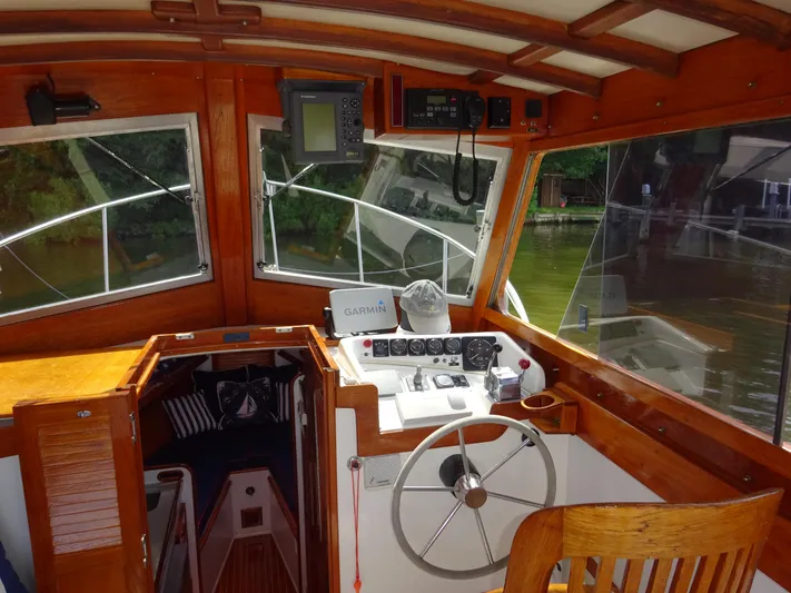 Rock Lobster Yacht Photos Pics 