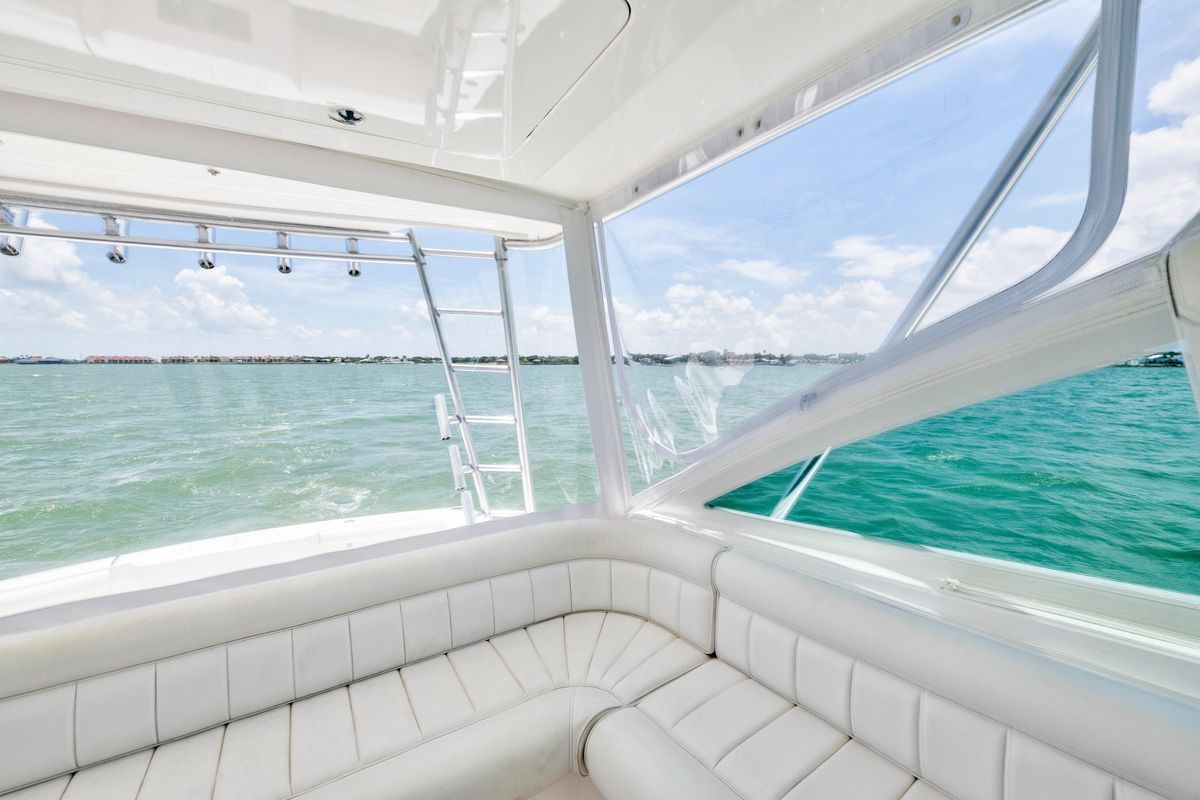 2010 Cabo 45 