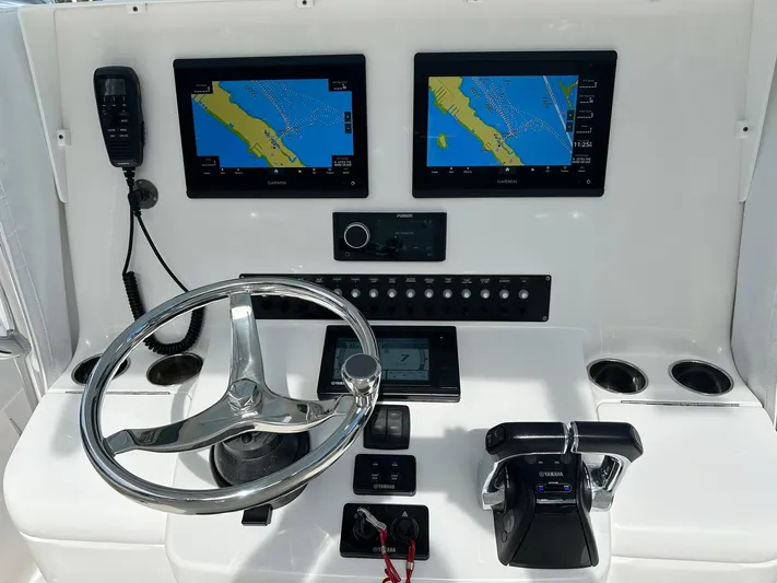 Ocean's 14 Yacht Photos Pics 