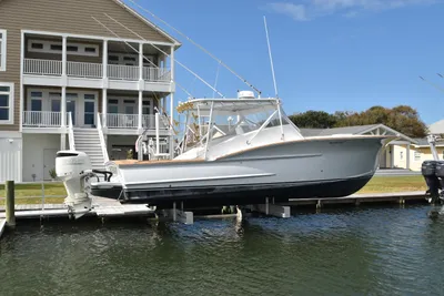Outer Banks 34 Express