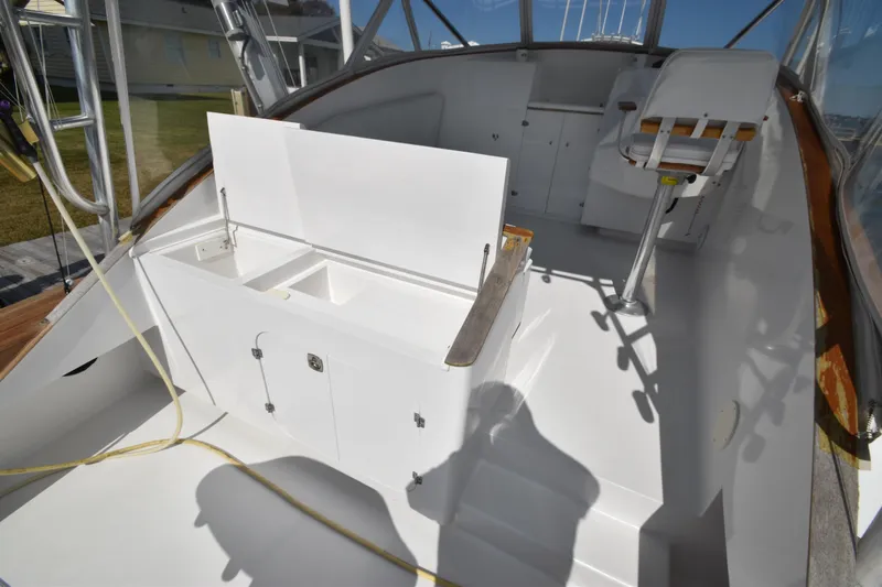 Patriot Yacht Photos Pics 