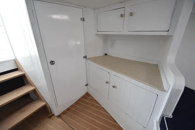 Patriot Yacht Photos Pics 