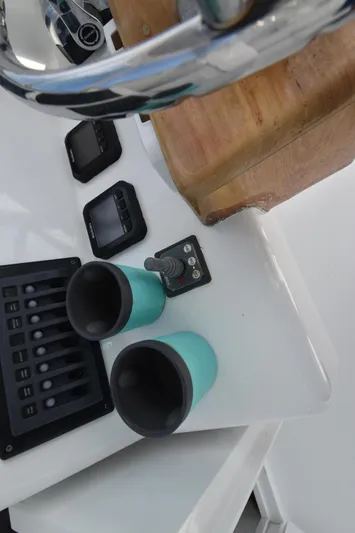 Patriot Yacht Photos Pics 