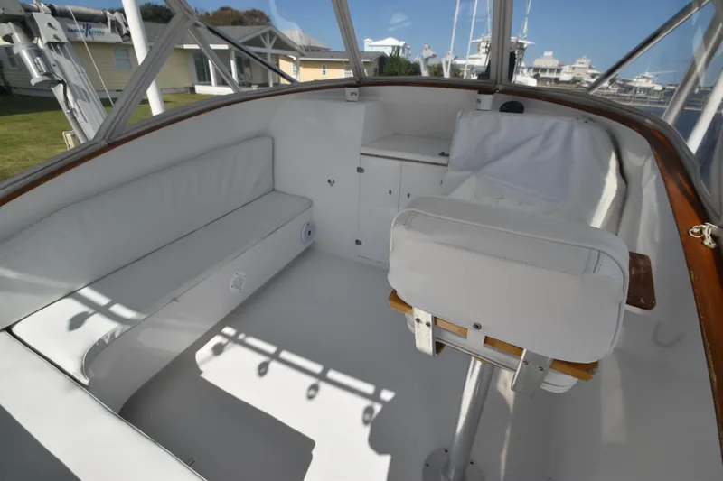 Patriot Yacht Photos Pics 