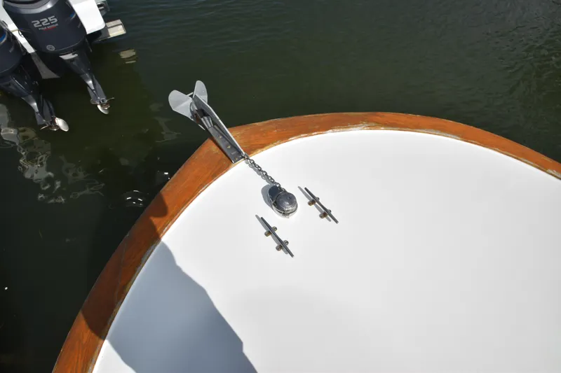 Patriot Yacht Photos Pics 