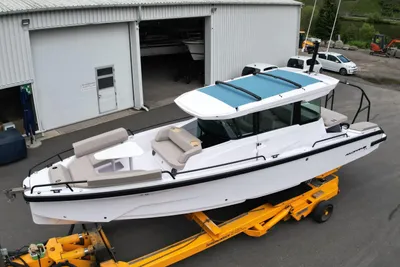 2025 Axopar 29 Cross Cabin