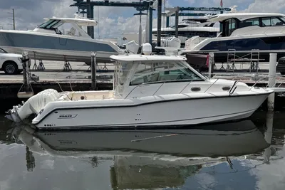 2015 Boston Whaler 345 Conquest