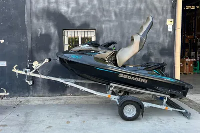 2017 Bombardier GTX300 limited