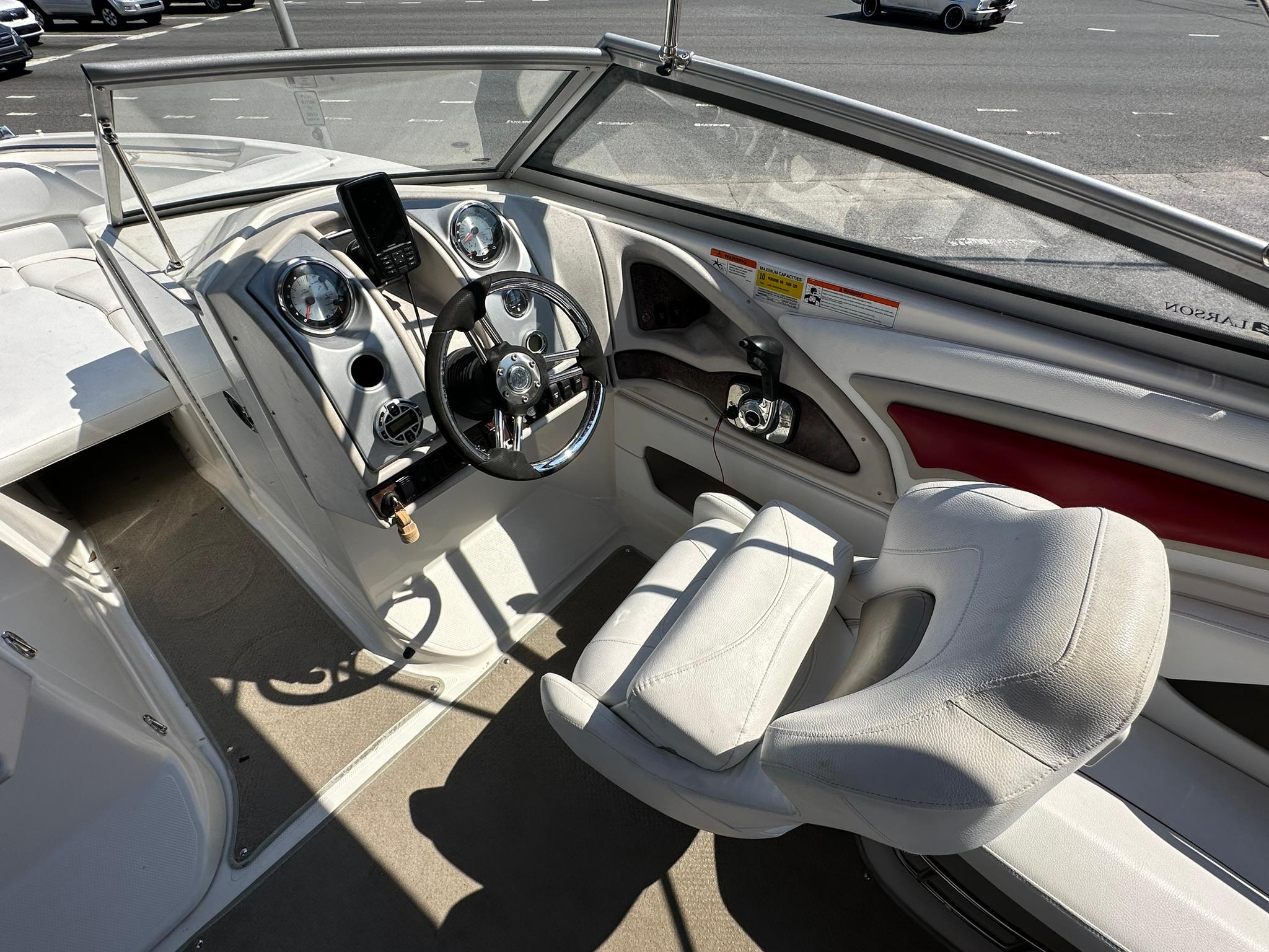 2009 Larson LXi 238 Runabout for sale - YachtWorld