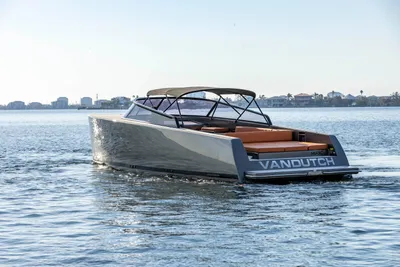 VanDutch 40