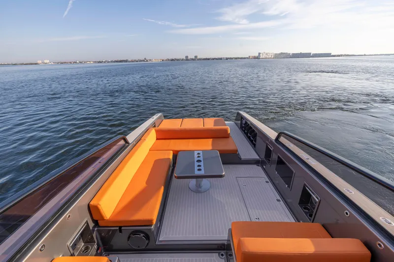 Vandutch Yacht Photos Pics 