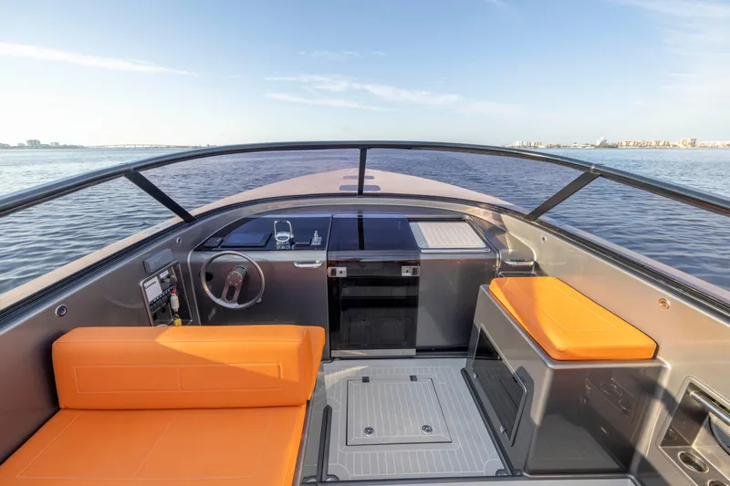 Vandutch Yacht Photos Pics 