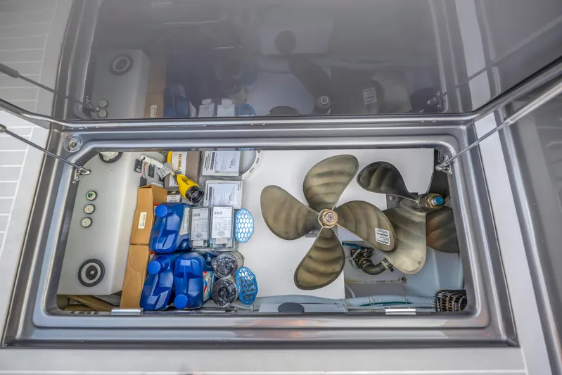 Vandutch Yacht Photos Pics 