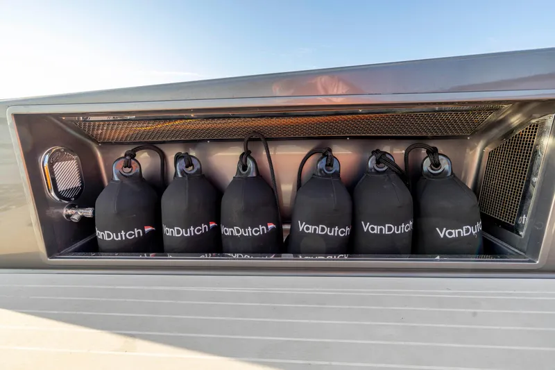 Vandutch Yacht Photos Pics 