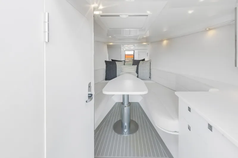 Vandutch Yacht Photos Pics 