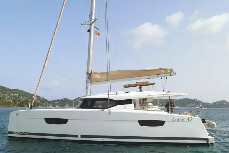 Aquarelle Yacht Photos Pics 